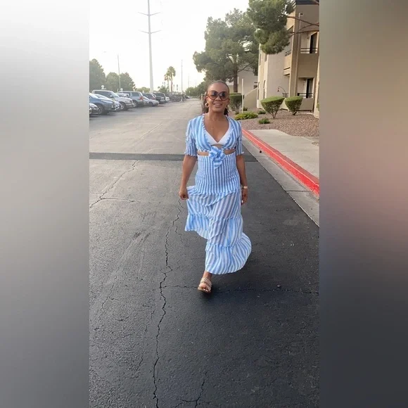 Blue striped two piece cover up with maxi high waisted skirt - Picture 4 of 6